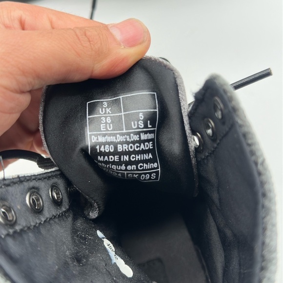 Doc Dr Martens 1460 Brocade Grey Velvet Combat Boots Womens Sz 5 US Sz 3 UK - Picture 10 of 11